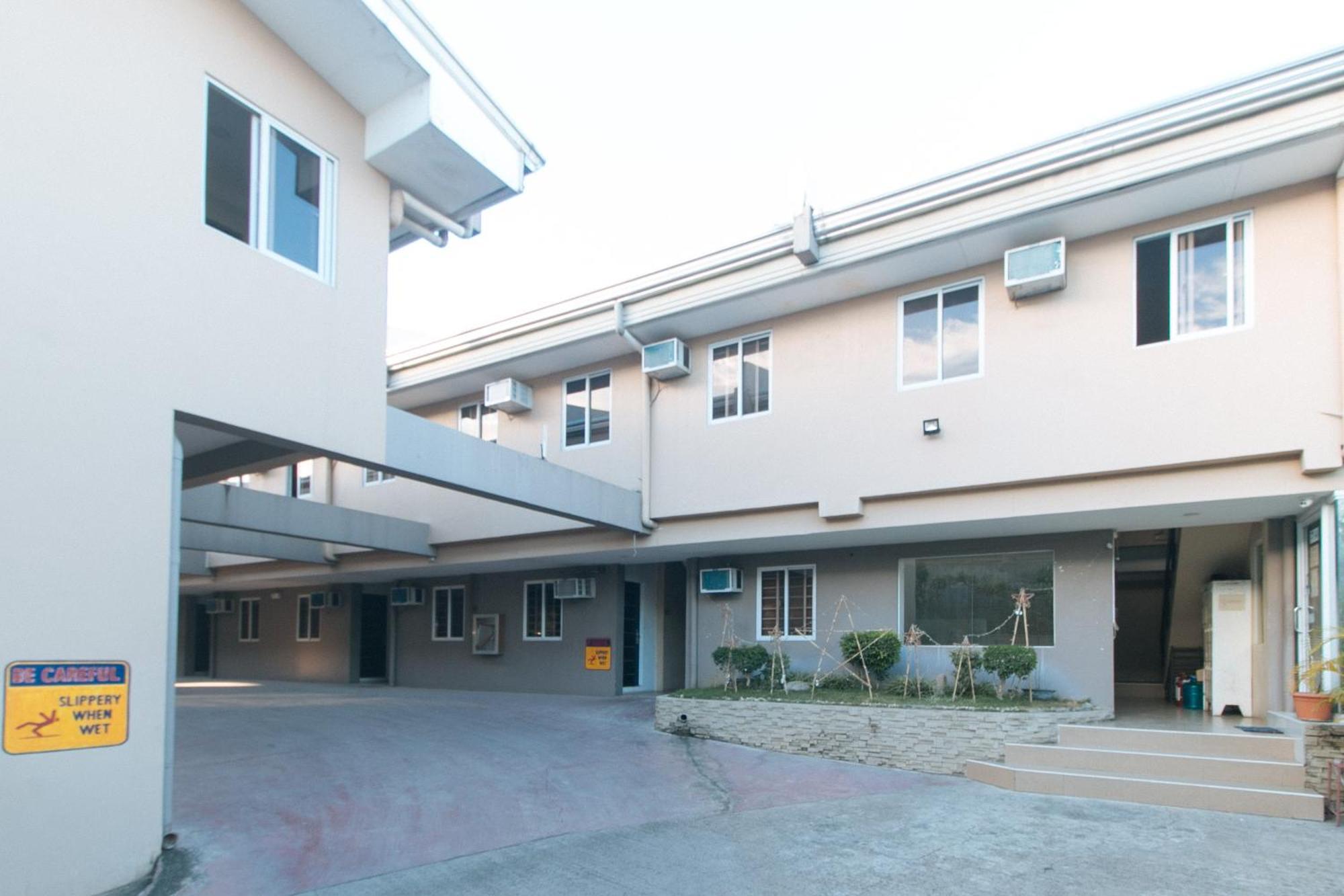 Reddoorz At Grand Apartelle Hernan Cortes Cebu Exteriér fotografie
