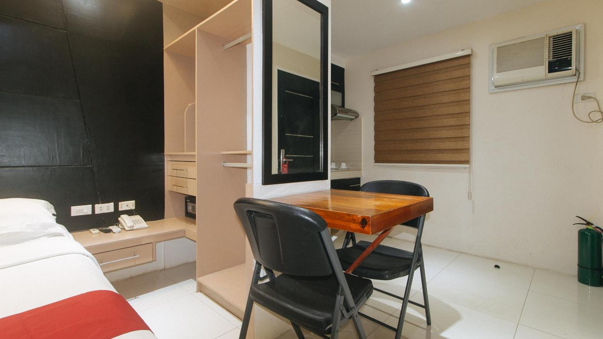 Reddoorz At Grand Apartelle Hernan Cortes Cebu Exteriér fotografie