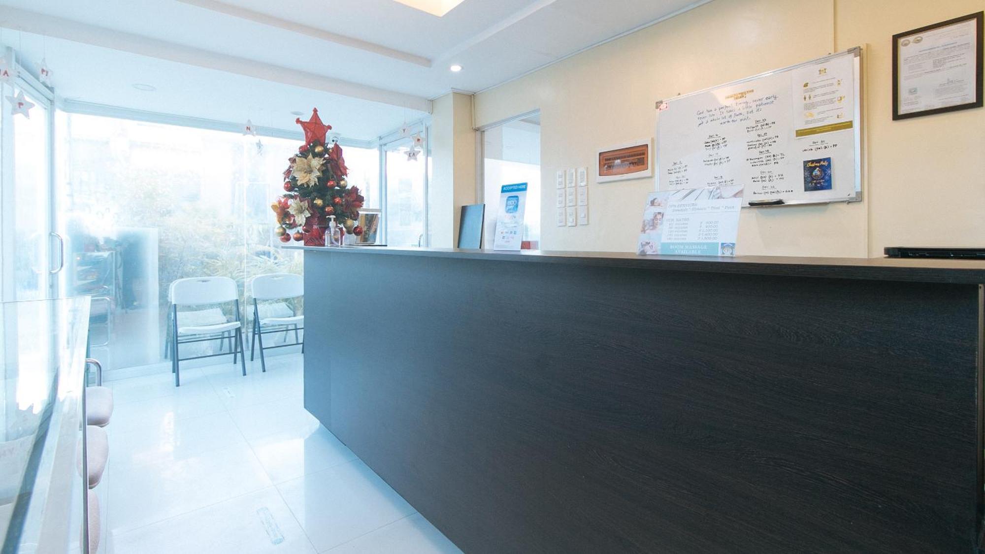 Reddoorz At Grand Apartelle Hernan Cortes Cebu Exteriér fotografie