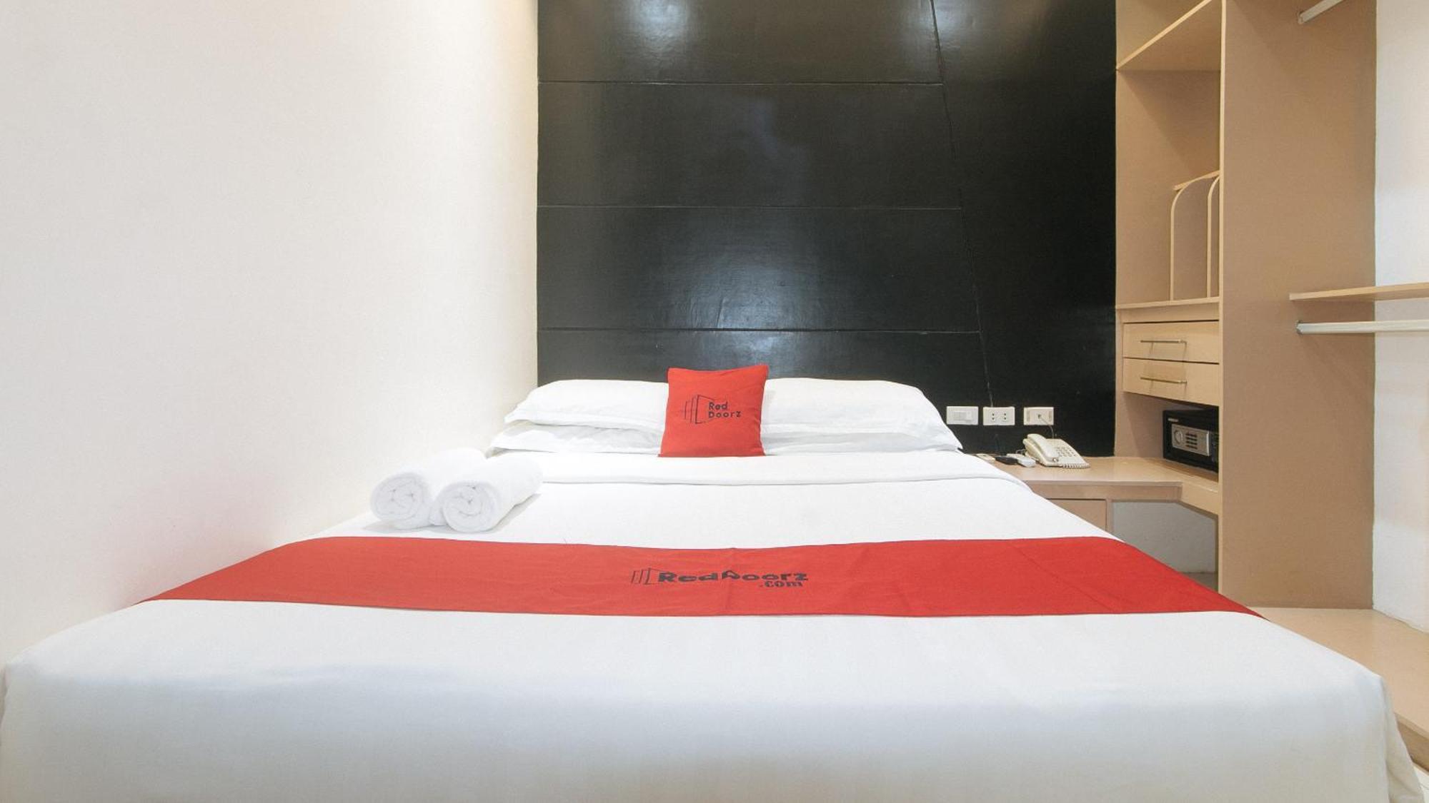 Reddoorz At Grand Apartelle Hernan Cortes Cebu Exteriér fotografie